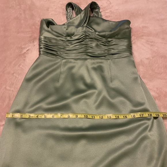 Fine Feathers green silk cocktail dress - 6 - Picture 6 of 9